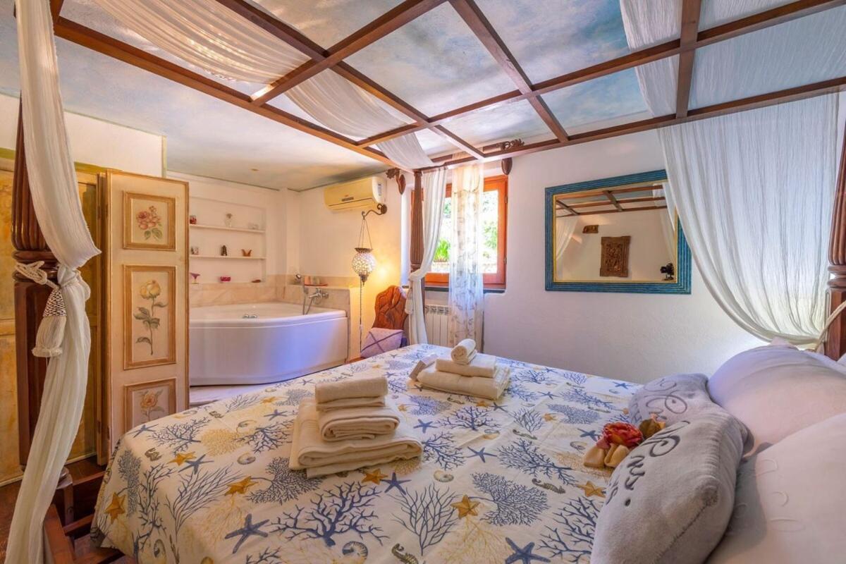 La Casa Fra Gli Ulivi Luxury Apartments With Pool Near Cinque Terre And Tuscany 몬테 마르첼로 외부 사진
