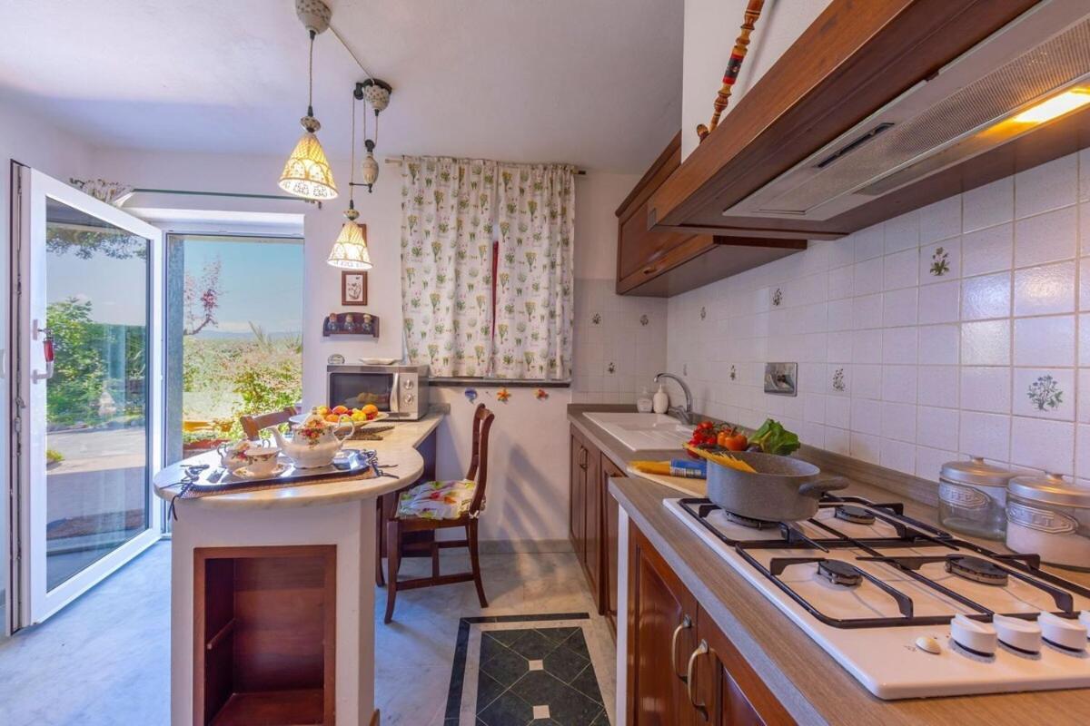 La Casa Fra Gli Ulivi Luxury Apartments With Pool Near Cinque Terre And Tuscany 몬테 마르첼로 외부 사진